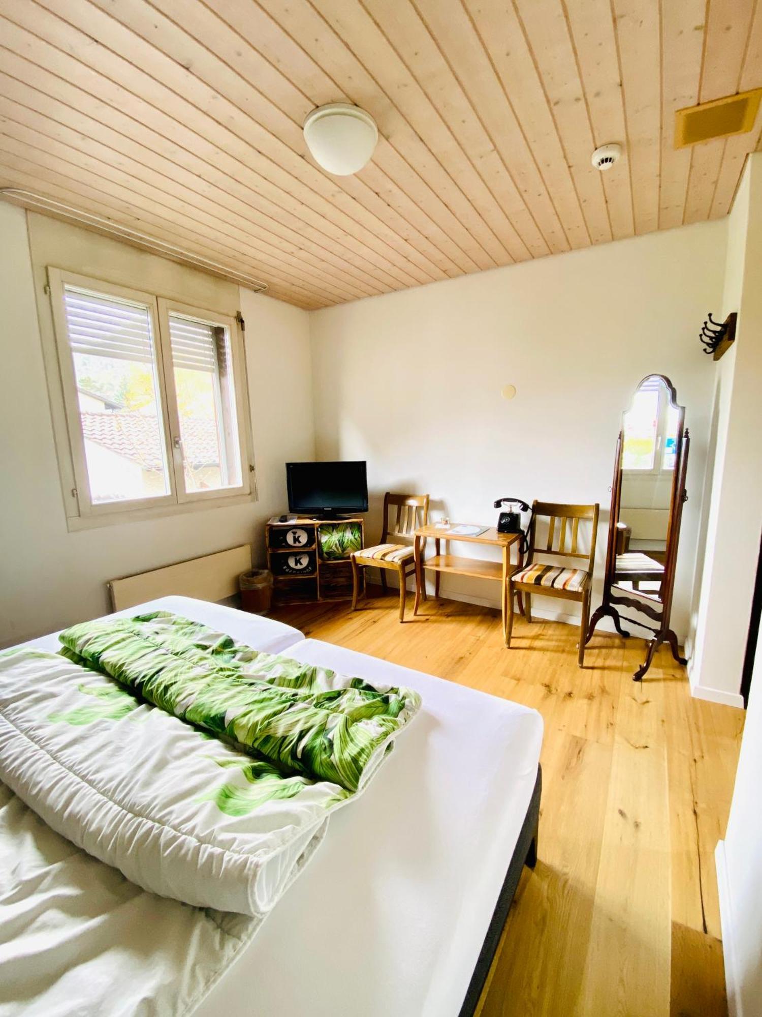 Gasthof Kreuz Egerkingen Bagian luar foto